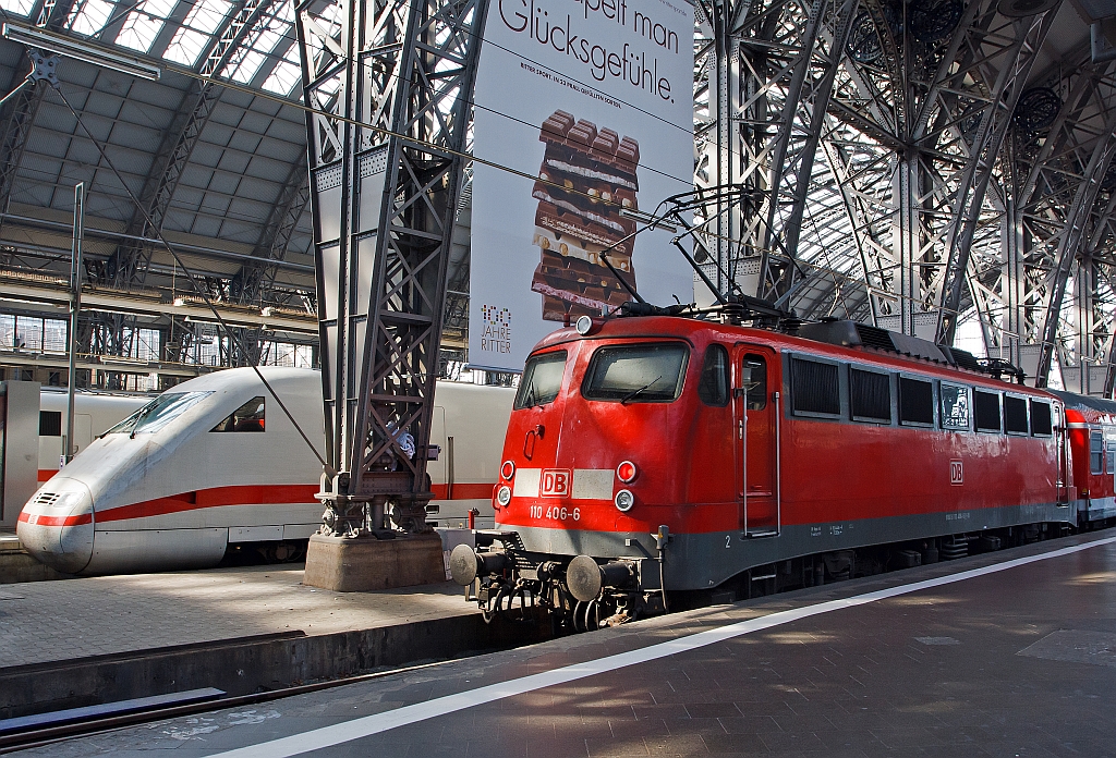 Da fixiert man sich doch lieber auf die B�gelfalte als auf den ICE. Die 110 406-6 am 25.05.2012 im  im Hbf Frankfurt/Main. 