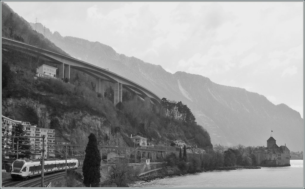 Da zur Zeit ein Kran die  Standartfotostelle  beim Ch�teau de Chillon ziert, bin ich nun auf der Suche nach einer neuen Fotostelle.
Diese hier scheint mir, mit einer andern Kamera und zu einer andern Tageszeit nicht allzuschlecht zu sein.
14. M�rz 2013