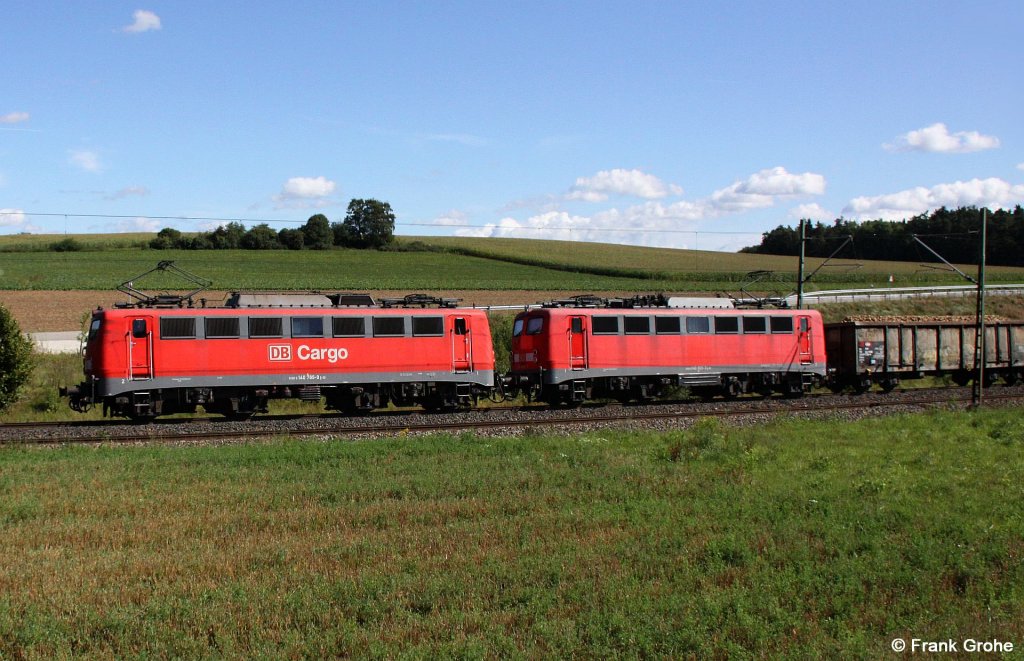 DB Cargo 140 789-9 + DB 140 625 vor Ganzzug mit Zuckerr�ben in Richtung N�rnberg, KBS 880 Passau - N�rnberg, fotografiert bei Sinngr�n am 06.09.2011 