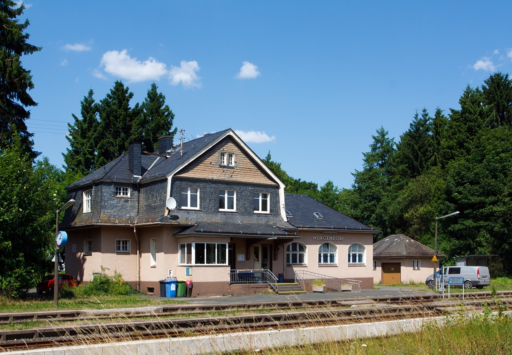 Der Bahnhof W�rgendorf an der KBS 462 (Hellertalbahn) bei km 106,0 am 18.07.2013