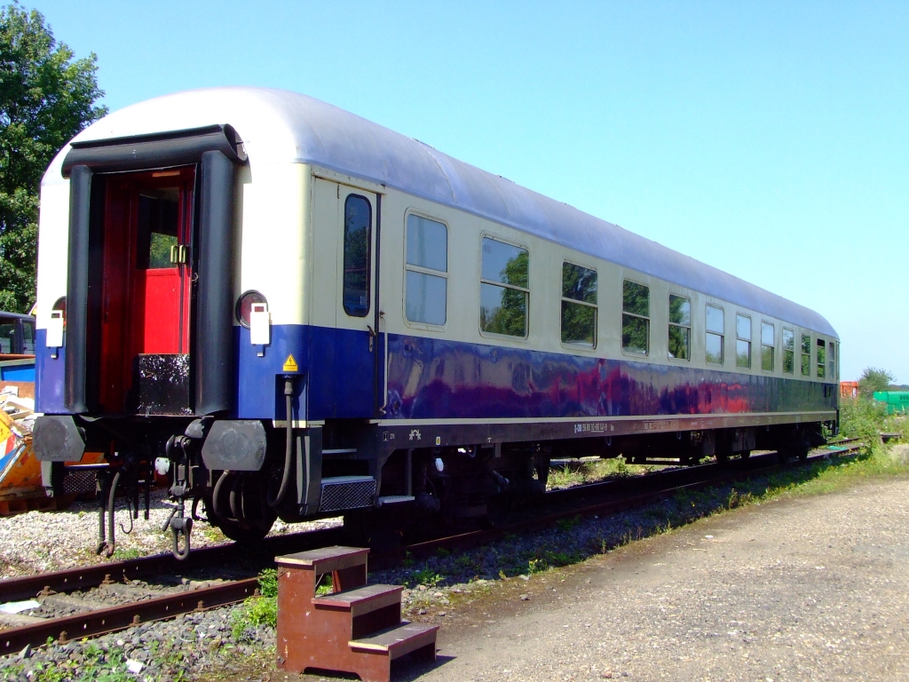 Ehem. DB Schnellzugschr�zenwagen Am 036 (55 80 10-80 141-9) am 14.08.2010 im Rheinisches Industriebahn-Museum (RIM) in K�ln. 