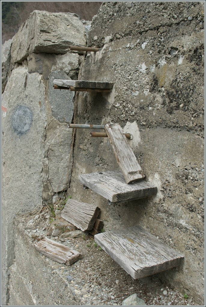 Ein Fall f�r den Lupeninspektor: Die  Treppe  zwischen Sembrancher und Bovernier...
7. April 2013