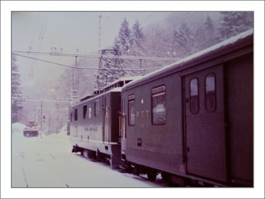 Impressionen vom verschneiten Br�nig-Hasliberg vom Februar 1982.
Abfotografiertes 110Film-Bild