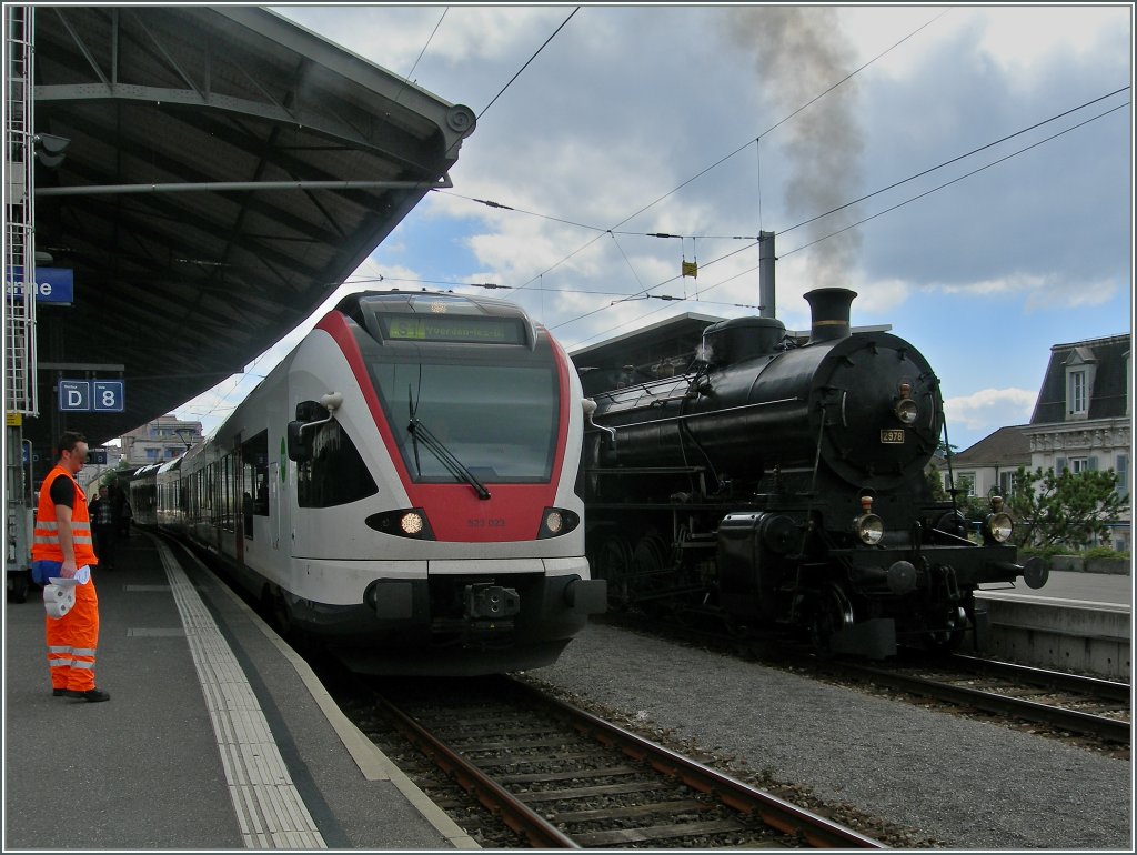 Zwischen dem Elefanten rechts und dem Flirt liegen fast hundert Jahre Eisenbahngeschichte!
Lausanne, den 2. Sept. 2012