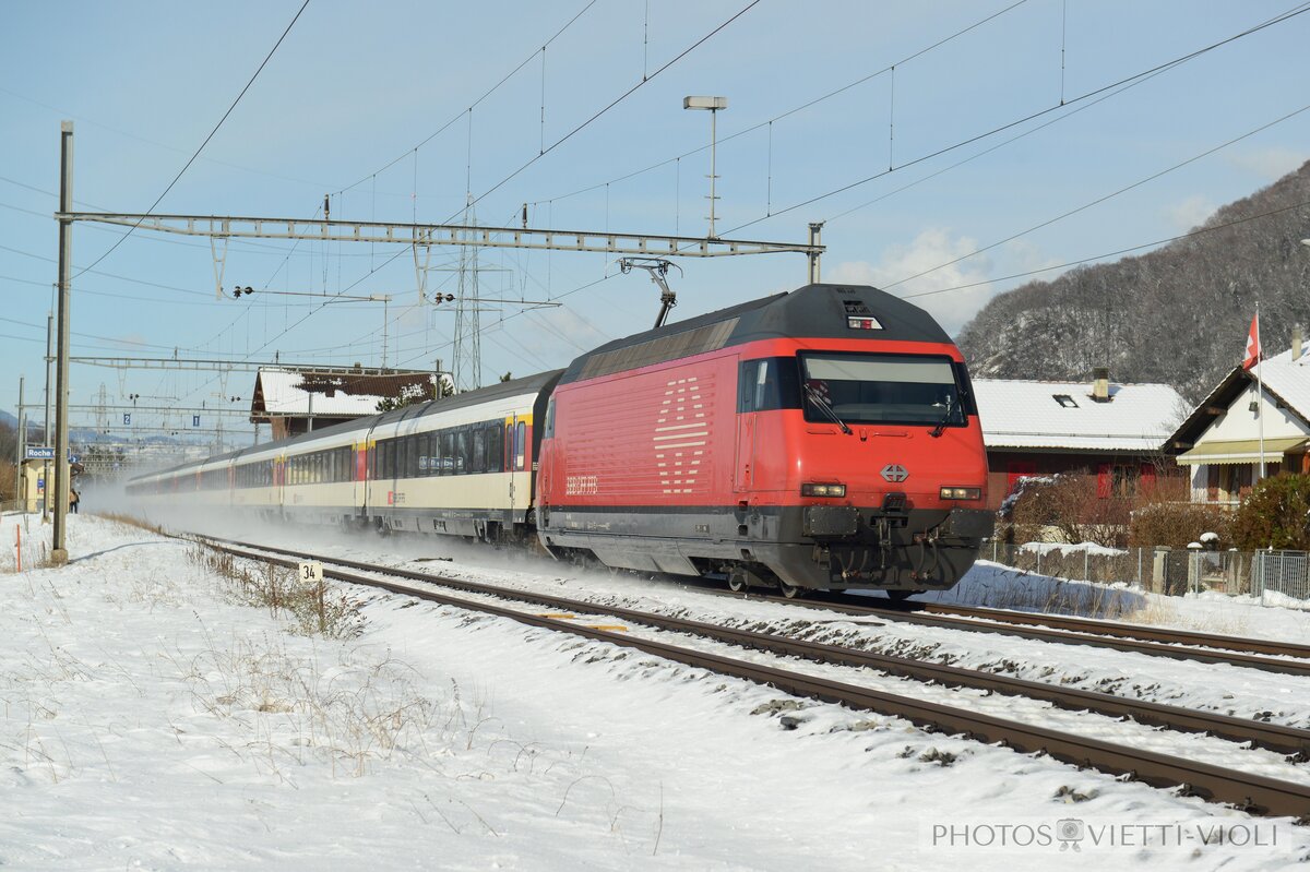 2021-01-26,SBB CFF FFS Roche VD
locomotive électrique Re 460 096 [Furttal]

© la photo vous intéresse merci de me contacter
photos-vietti-violi@ik.me

https://www.flickr.com/photos/ovietti-violi/50877788183/in/album-72157642376332465/