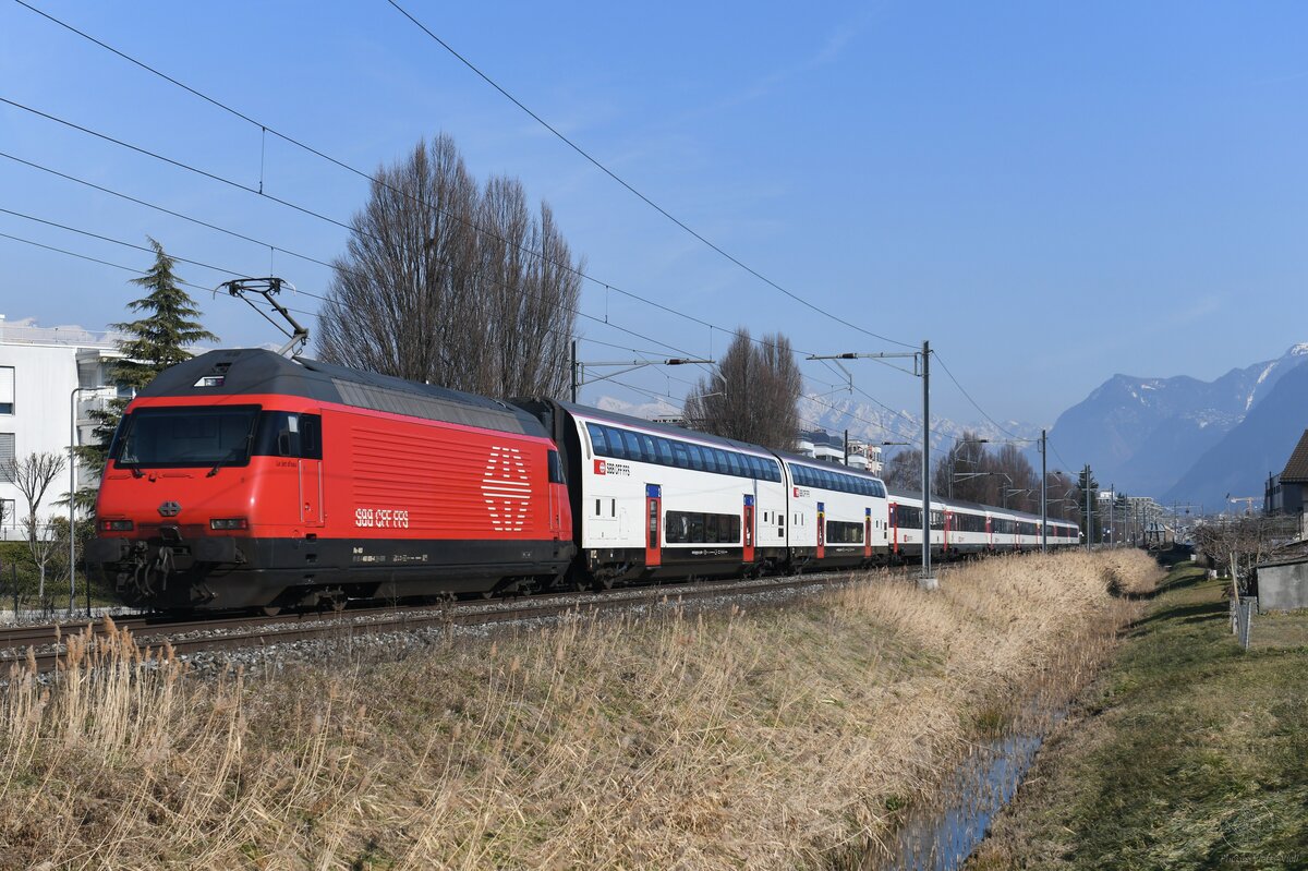 2025-02-06.SBB CFF FFS Sion
locomotive électrique Re 460 009  Le Jet d'eau 
