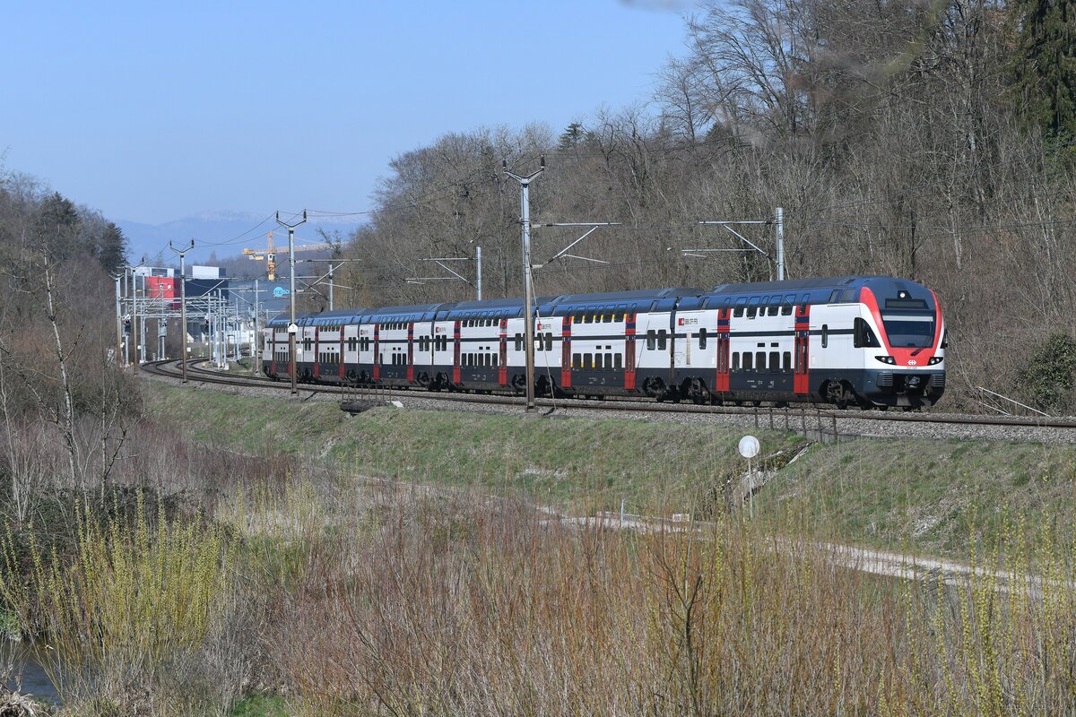 2025-03-19.SBB CFF FFS Vufflens-la-Ville
Automotrice à deux étages Stadler Kiss 
RABe 511 019

© la photo vous intéresse merci de me contacter
photos-vietti-violi@ik.me