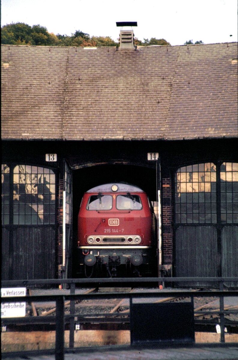 215 144-7 in Würzburg am 11.10.1981.