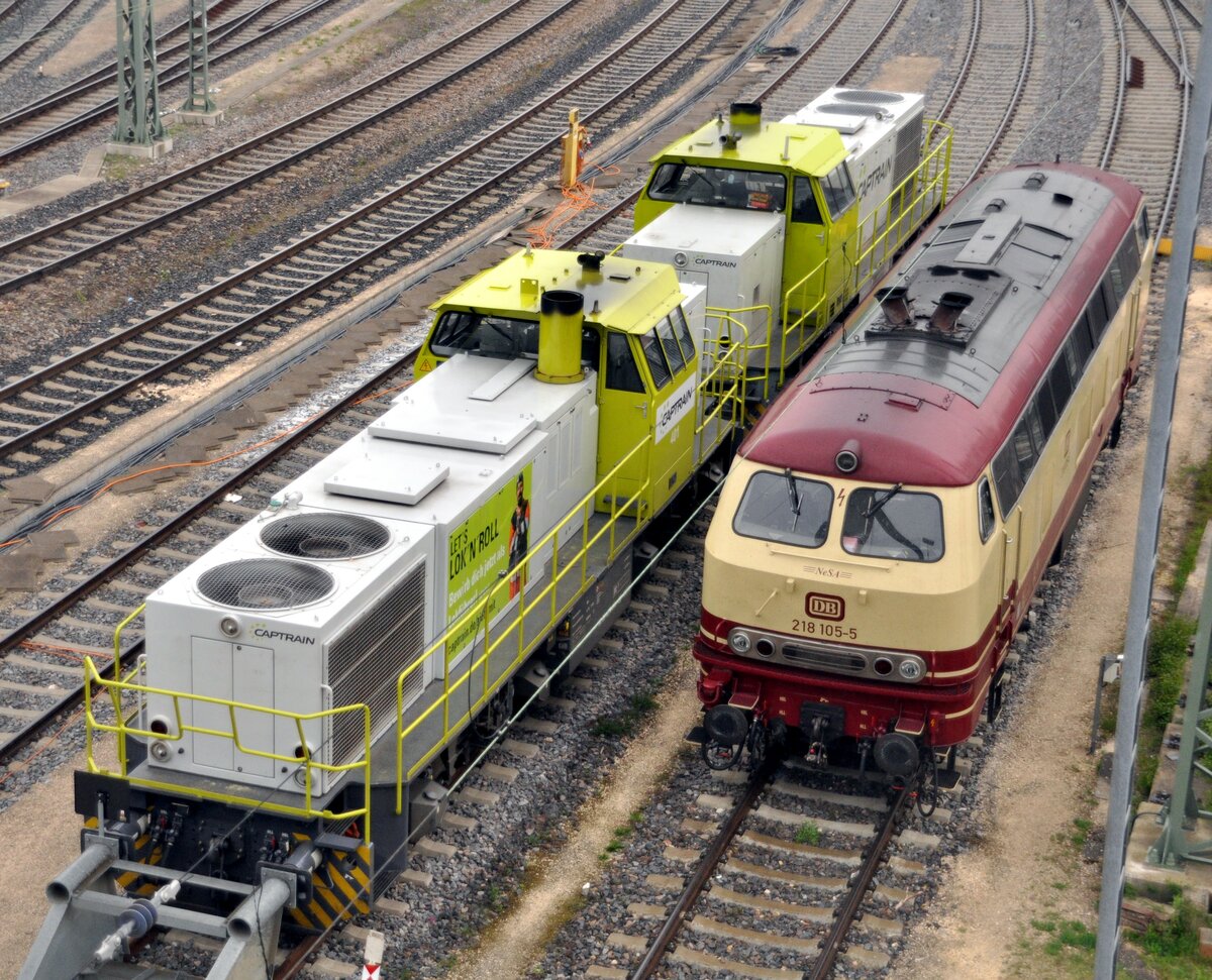 218 105-5 NeSA und 1275 captrain Nr.401 82 80 1275 831-2 D-CCW und eine weitere in Ulm am 30.08.2022.