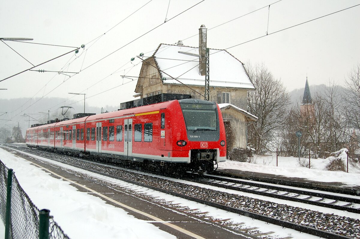425 808-3 in Urspring am 13.02.2009.