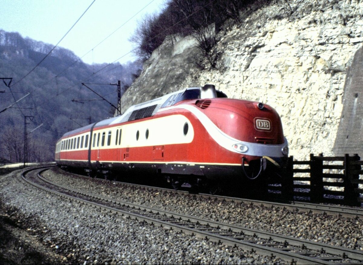 601 Alpen-See-Express auf der Geislinger Steige am 27.03.1982.