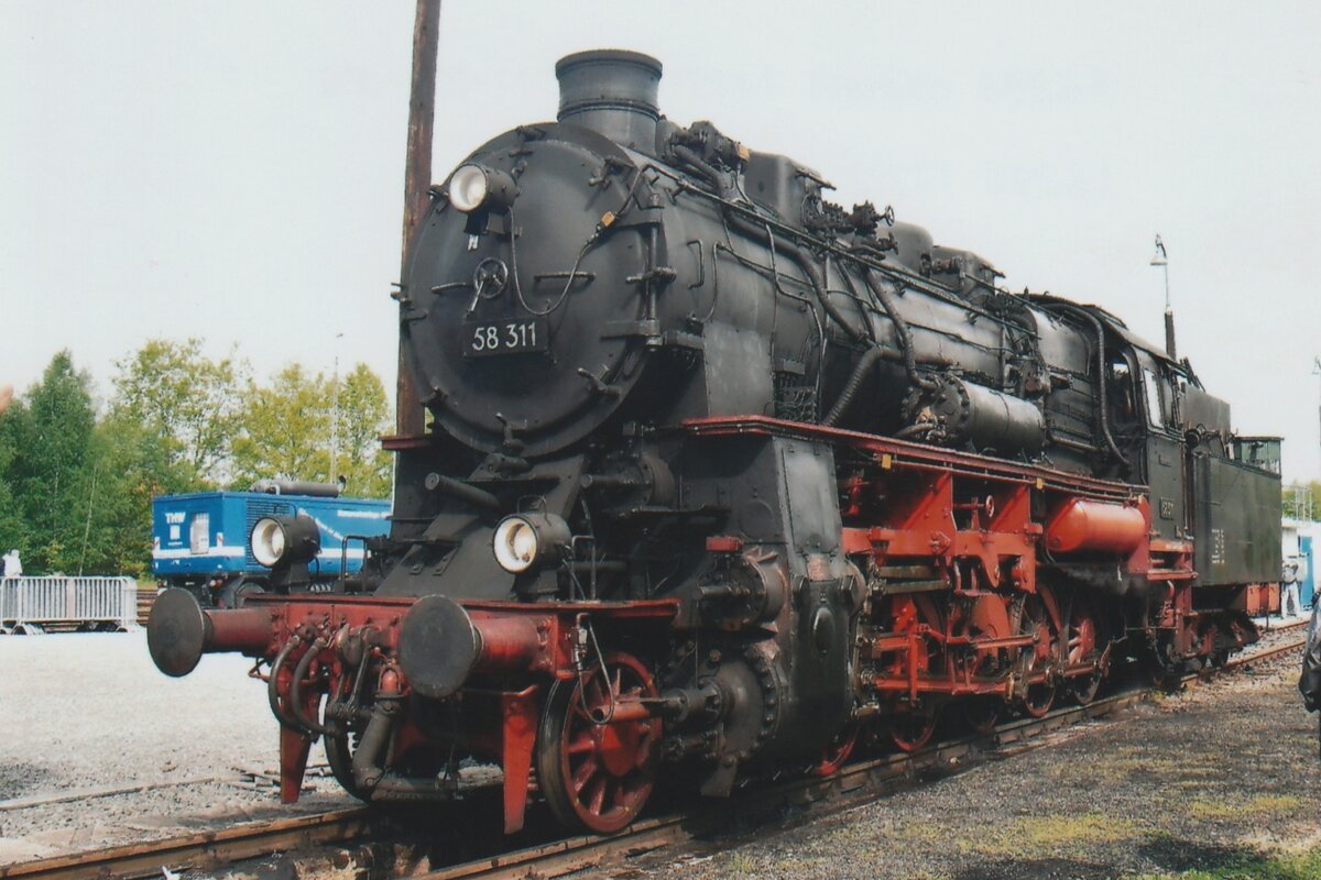 Am 23 Mai 2010 steht 58 311 ins DDM.