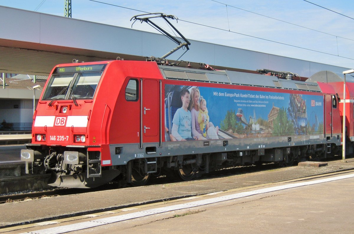 Am 26 September 2011 steht 146 235 in Basel SBB. 