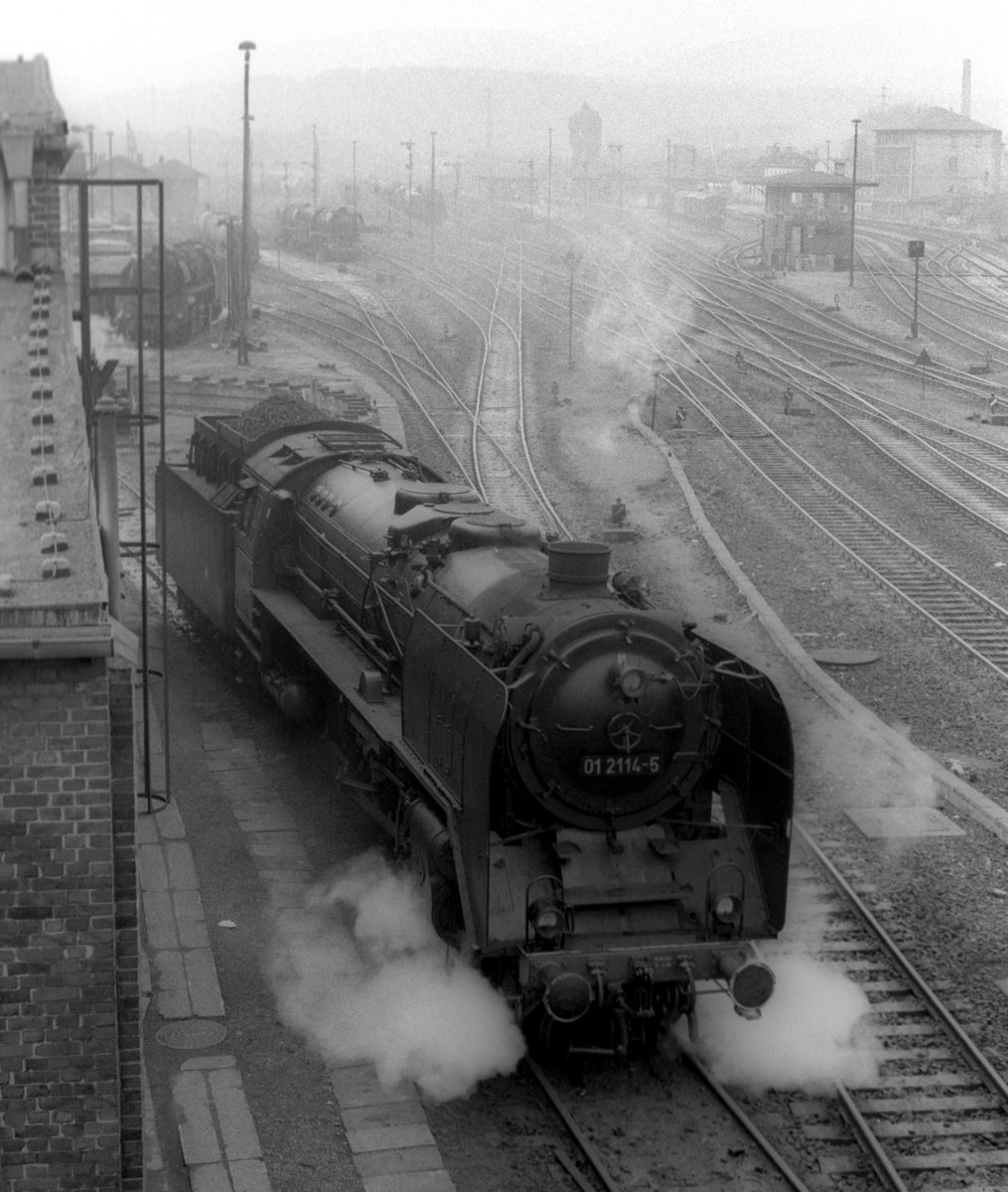 Aus der Schatzkiste...01 114/ 01 2114-5 Bw Saalfeld 30.04.1980 (Bearb. M.Steiner, (C) D.Schikorr)