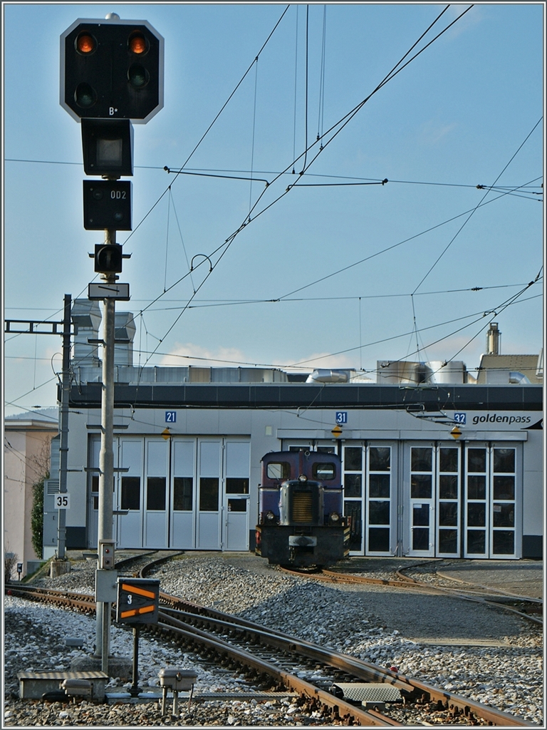 Blick zur MOB Werkstätte in Chernx mit einem Tm vor den Toren.
17. Feb 2014