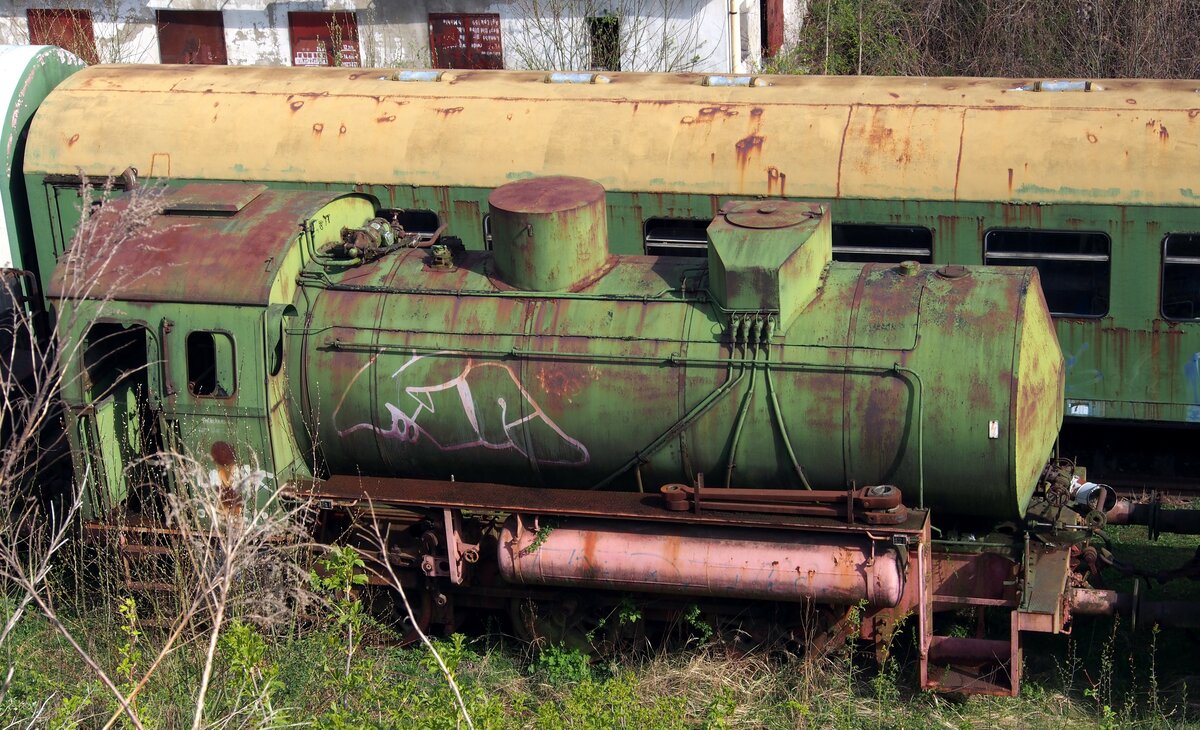 Dampfspeicherlok auf dem Sammelgleis vom Sächsischen Eisenbahnmuseum in Chemnitz am 19.04.2012. Die Lok trägt noch die Aufschrift Karl-Marxstadt.