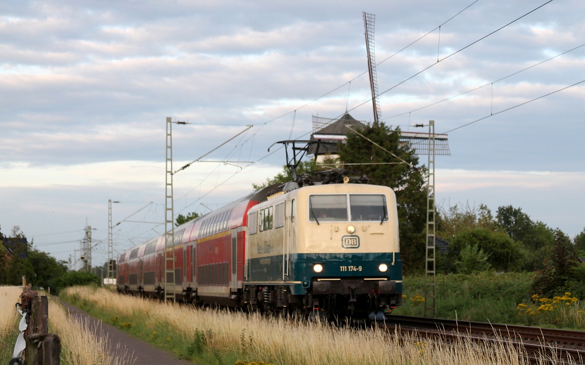 DB 111 174-9 bei B�ttgen 09.07.2020