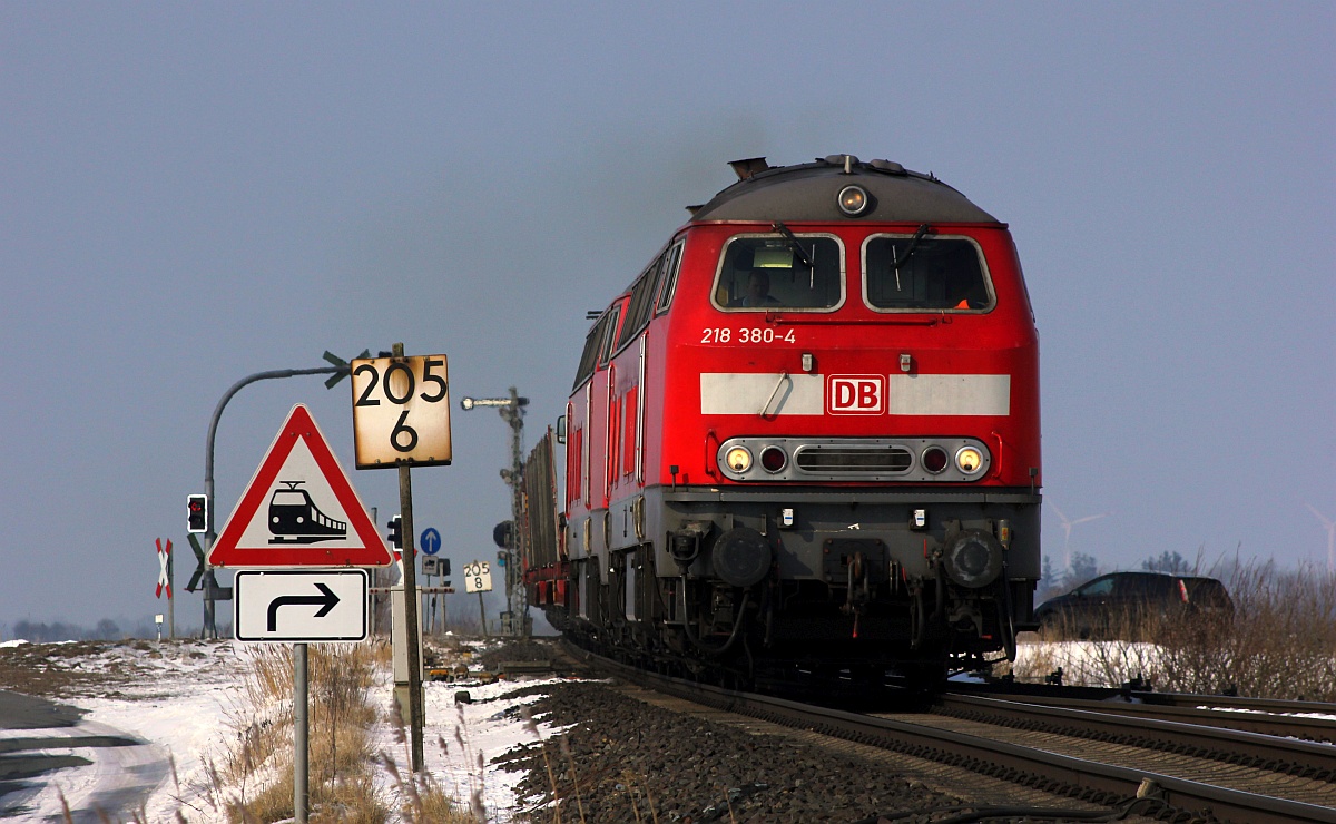 DB 218 380 und 369 mit SyltShuttle nach Nieb�ll. Lehnshallig 05.03.2018