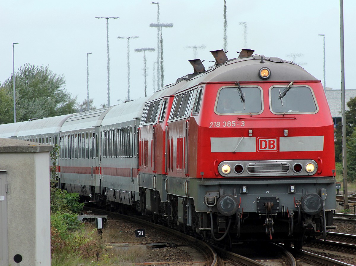 DB 218 385 und 344 mit IC 2315 Nieb�ll 23.09.2018