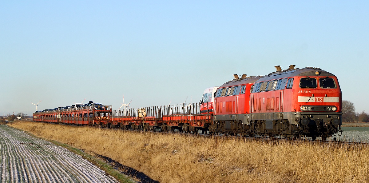 DB 218 421-6 und 834-0 mit nem SyltShuttle nach Niebüll. Bü Triangel 26.12.2021