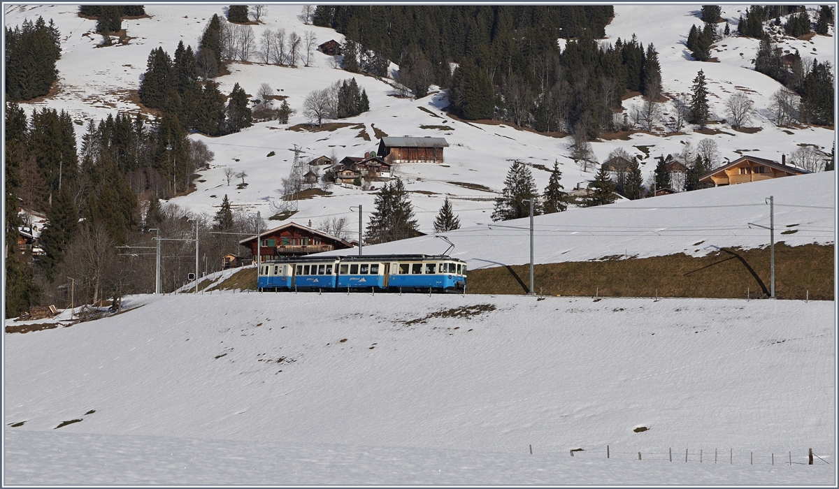 Der MOB ABDe 8/8 4002 VAUD auf der Rückfahrt von Gstaad nach Zweisimmen kurz vor Schönried.
10. Jan. 2018