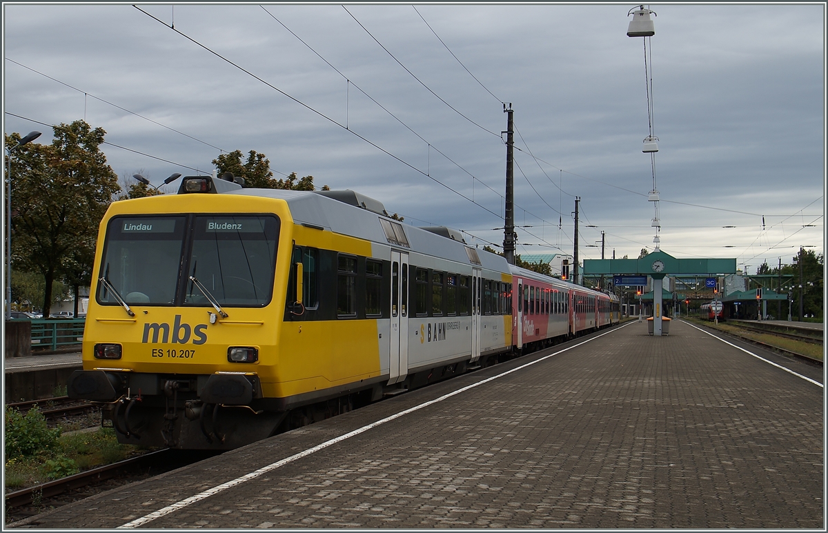 Der Steuwagen ES 10.207 der MBS in Bregenz.
18. Sept. 2015
