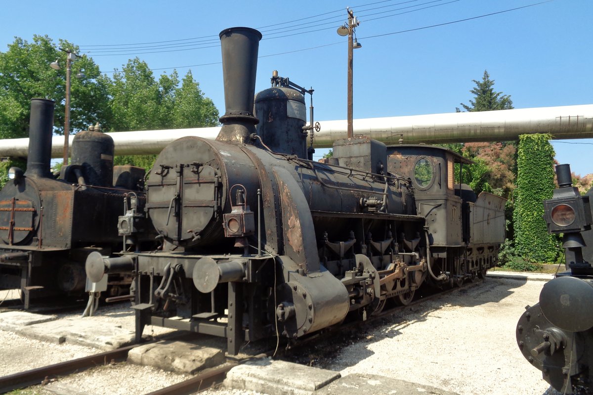 Die älteste GySEV-Lok ist GySEV 17, hier am 12 Mai 2018 ins Eisenbahnmuseumspark Budapest-Füsti fotografiert. Die Lok wurde von Lokfabrik Wiener Neustadt gebaut mit Werksnummer 3060/1885.