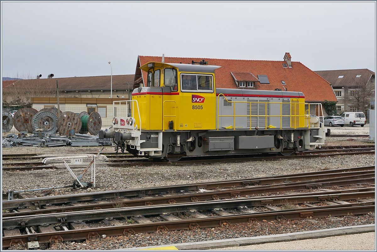 Die gepflegte, aber mit Anschriften geizige Y 8705 in Annecy.

13. Februar 2020
