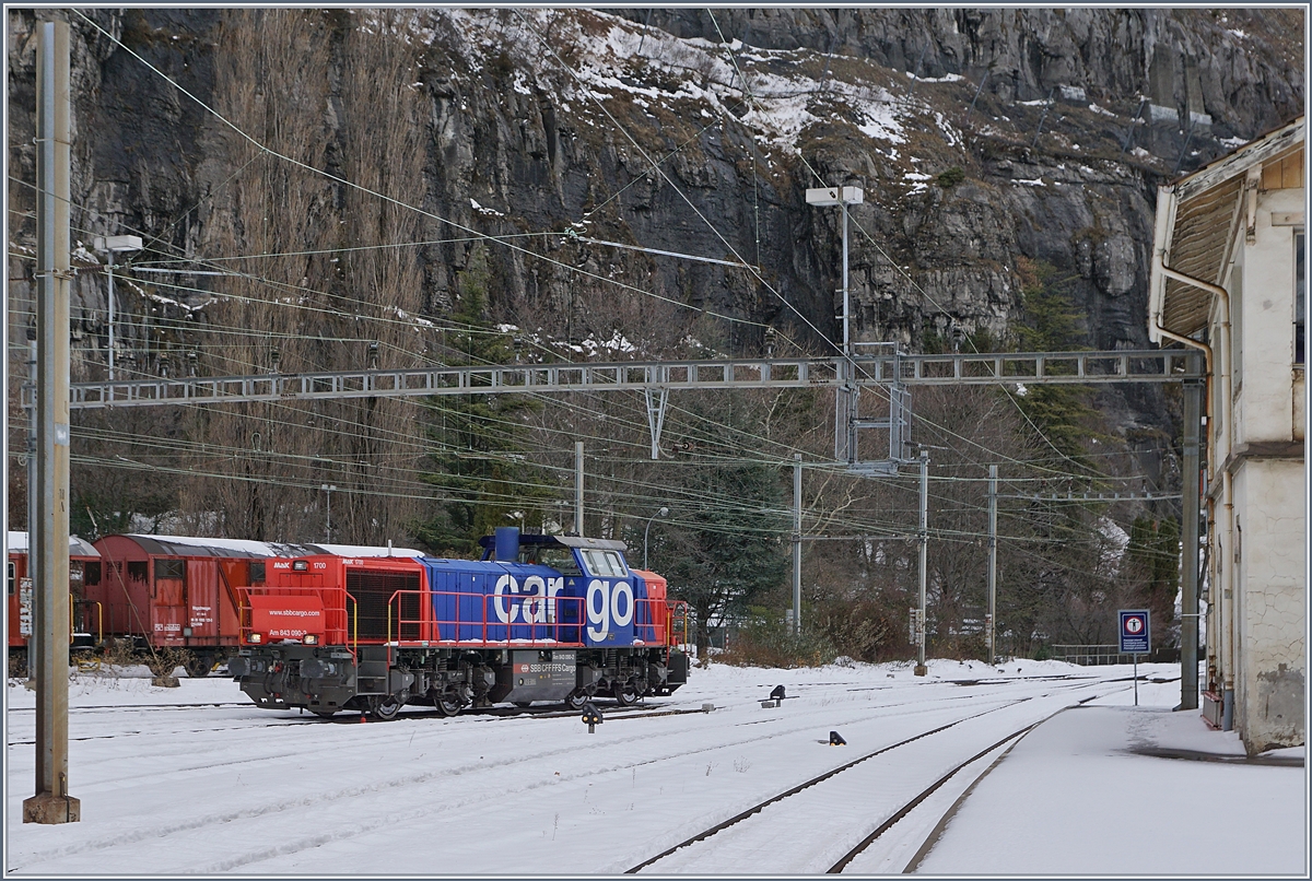 Die SBB Am 843 090-2 rangiert in St-Maurice.
11 Dez. 2017