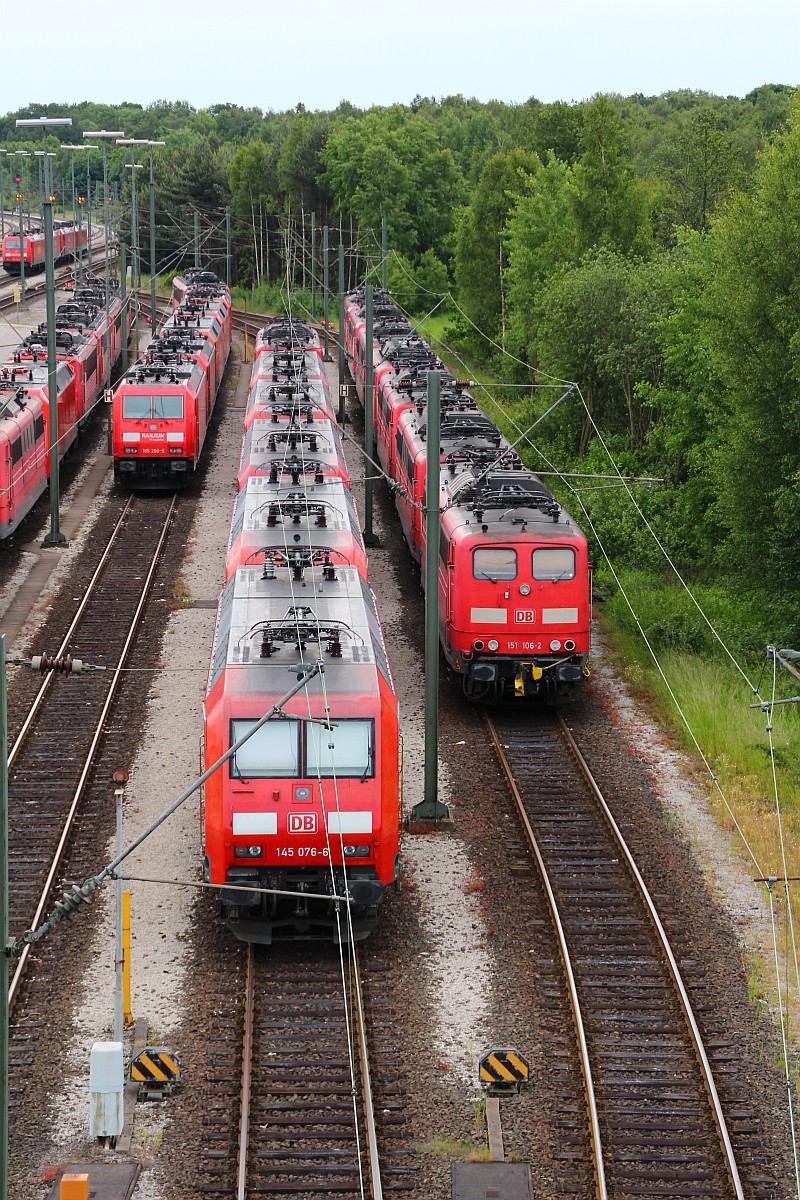 E-Lok Abstellgruppe mit BR 145 151 und 185, Maschen 03.06.2012