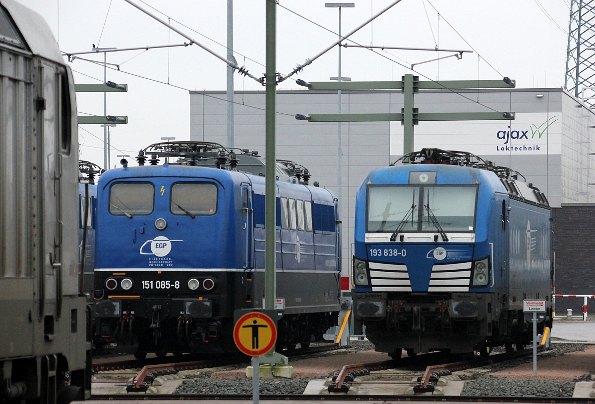 EGP 151 085-8 und 193 838-0 Ajax Lokservice Waltershof 02.01.2021