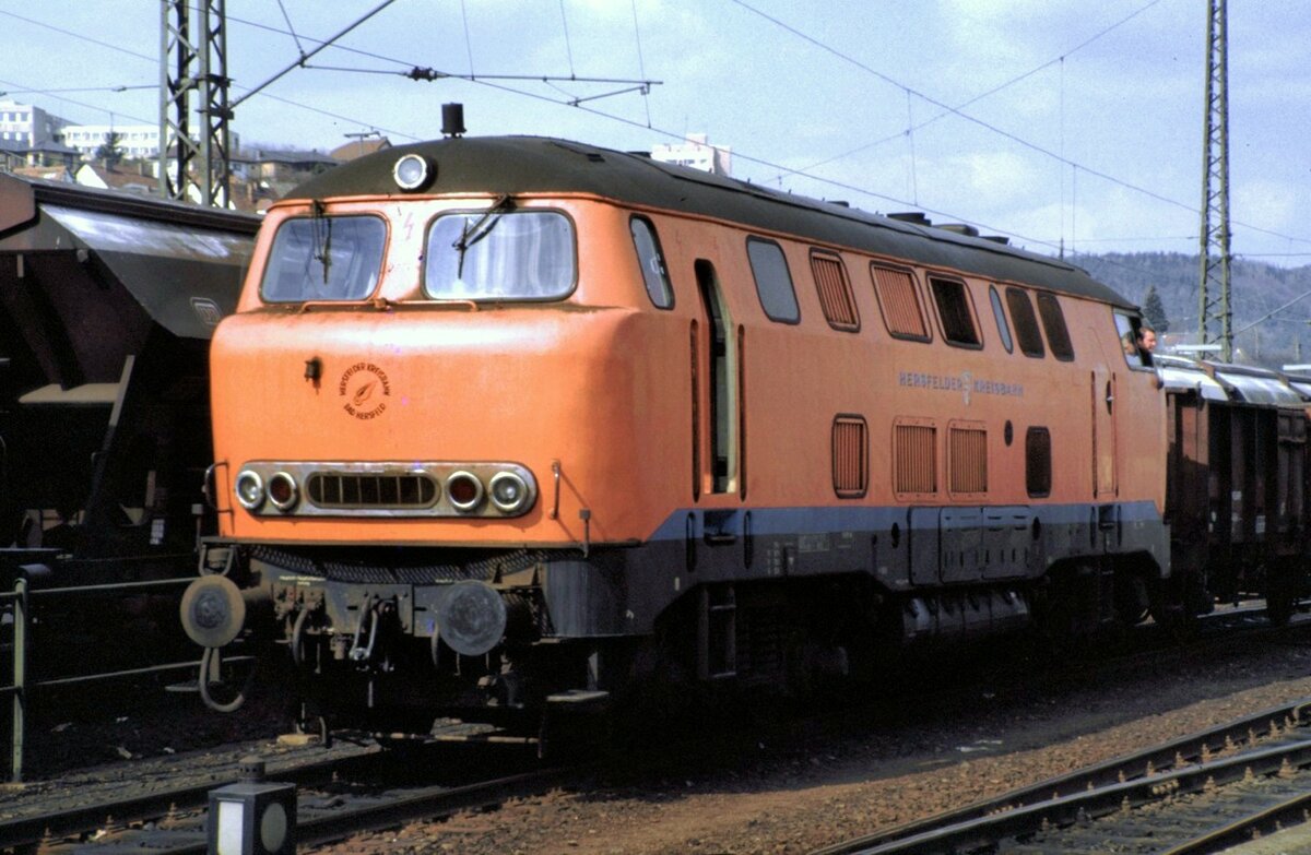 HEG Lok Nr.31 ''' ex 216.0  Lollo  von Krupp Fabrik Nummer 4047 bei der Hersfelder Kreisbahn von 1981 bis 1989, in Bad Hersfeld am 18.04.1984.