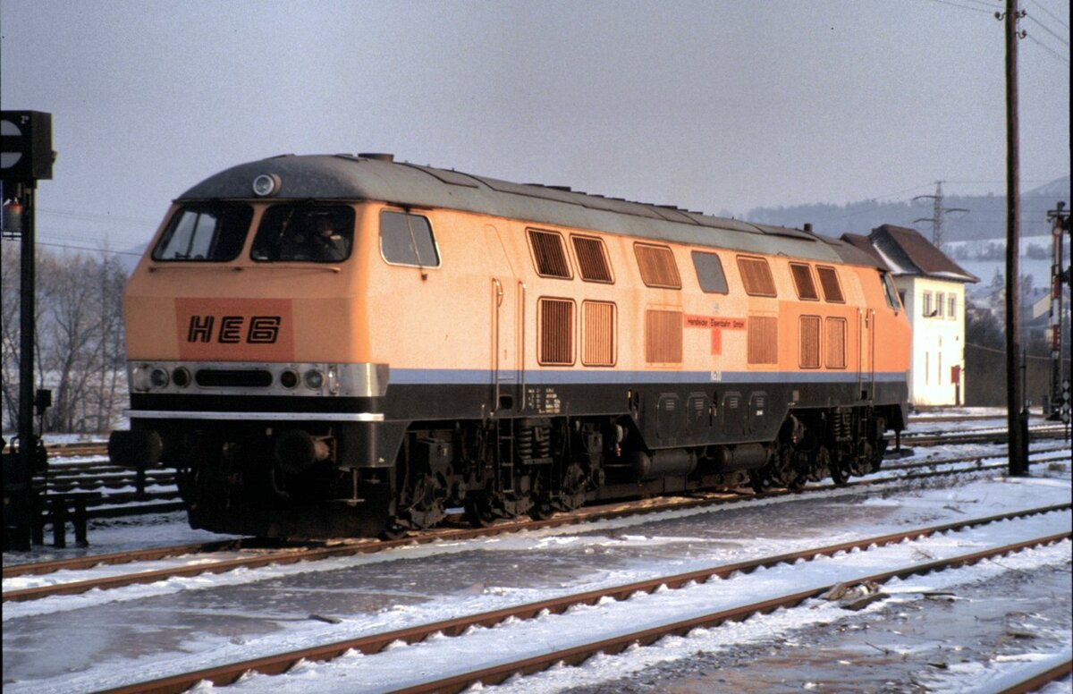 HEG Nr.30 ex V 320/232 001 in Philipstal am 11.03.1987.