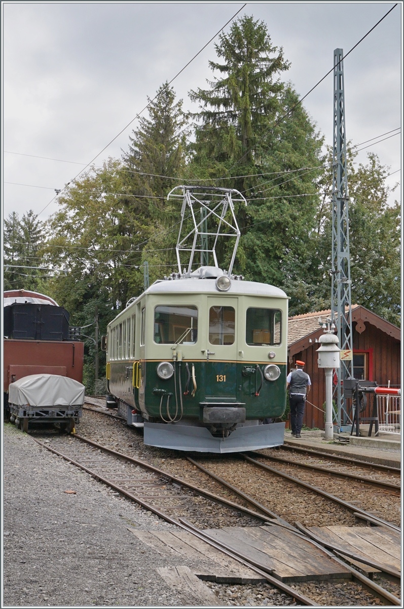 Il était une fois... les années 40 / Es war einmal: die 40er Jahre - Zu Gast war der zum Thema perfekt passende GFM Ce 4/4 131 von GFM Historique, der hier in Chaulin zu sehen ist. A

9. September 2022