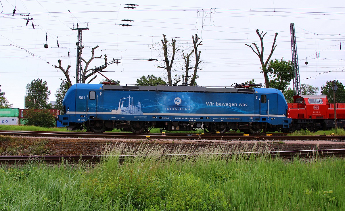 InfraLeuna 561 oder 192 003-2 REV/MMAL/12.06.19 auf Rangierfahrt Hohe Schaar 28.05.2022