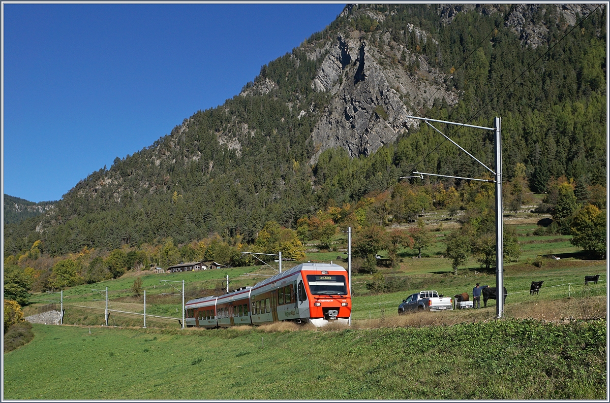 Kurz vor seiner Endstation Le Chable ist dieser TMR Nina unterwegs.
7. Okt. 2017