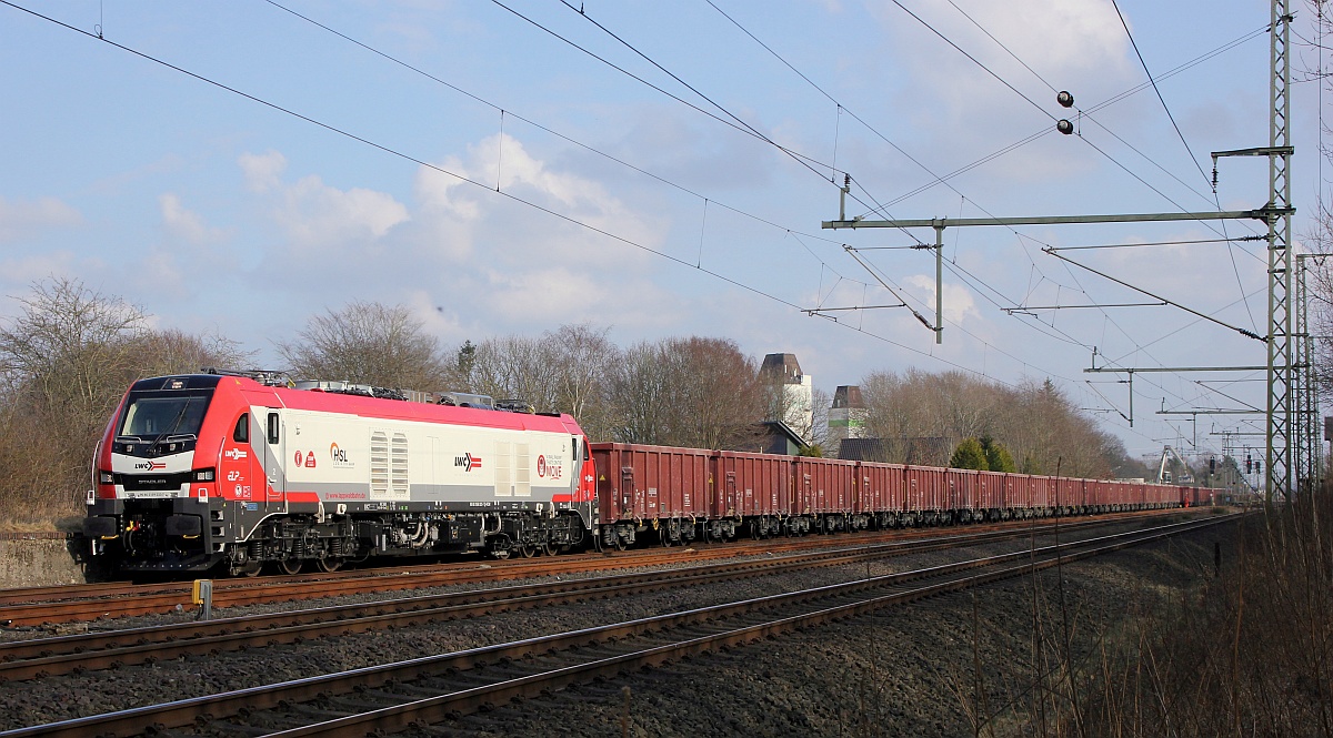 LWC/HSL 159 223 mit D�ngerzug in J�bek. 25.03.2021