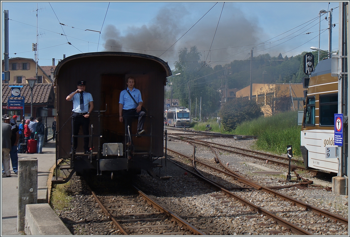 Mit einer Woche Verspätung infolge Erdrutsch, startet die Saison der Blponay -Chamby Bahn nun am Wochenende 9./10 Mai. 
10. Mai 2015
