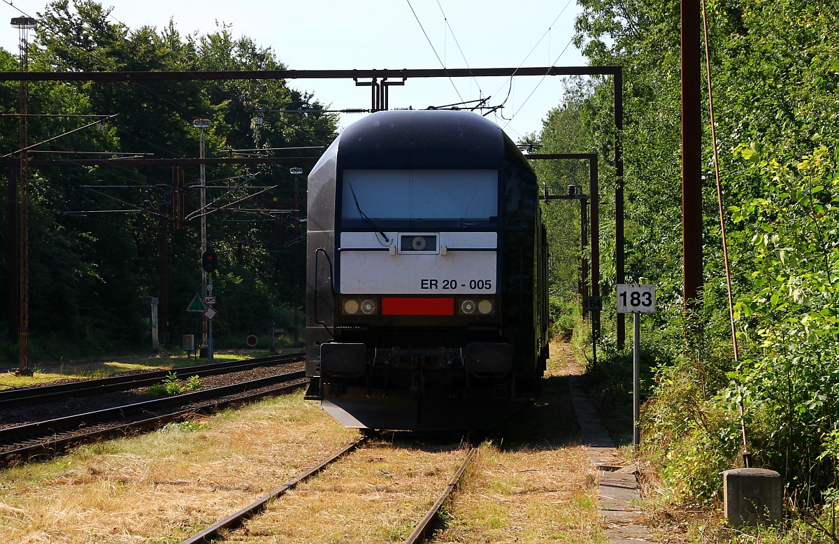 MRCE/OHE 223 005-0(REV/Lz/26.07.12, UIC:DE,AT,(CH),(SK),(CZ))abgestellt im dänischen Padborg. 11.07.2014