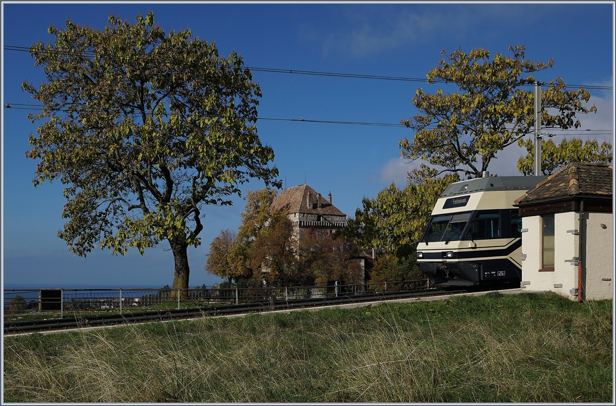 Nach fast zwanzig Jahren werden die CEV MVR GTW der ersten Generation bald von der Riviara Abschied nehmen und so gilt es diese  Ur-GTW -nochmals fotografisch festzuhalten.
Châtelard, den 27. Okt. 2016