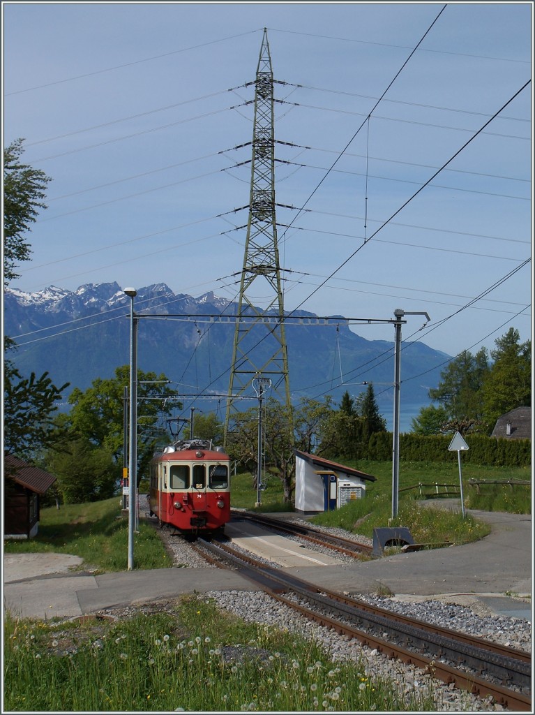 Nicht viel CEV BDeh 2/4 74, daf�r einen kleinen Blick auf den Kleinen See weit unten. 
Fayaux, den 11. Mai 2015