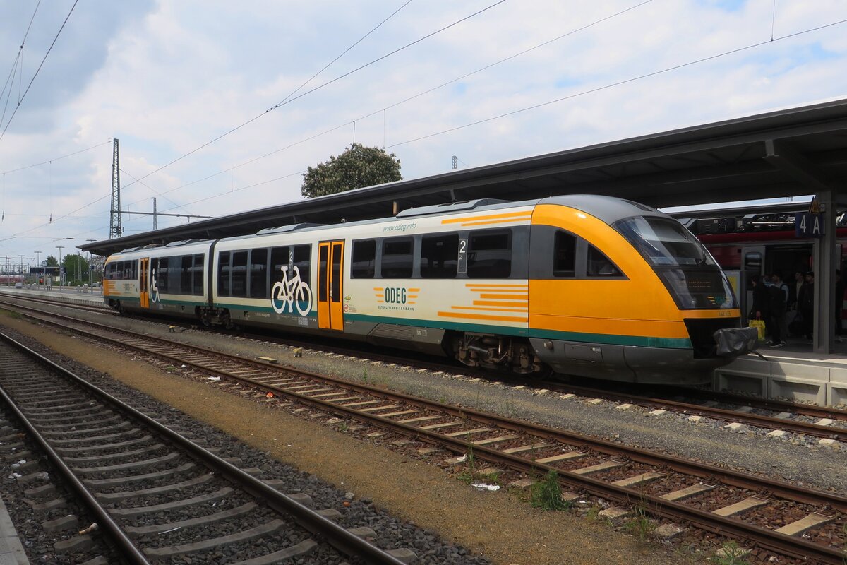 ODEG 642 916 treft am 23 Mai 2023 in Cottbus Hbf ein.