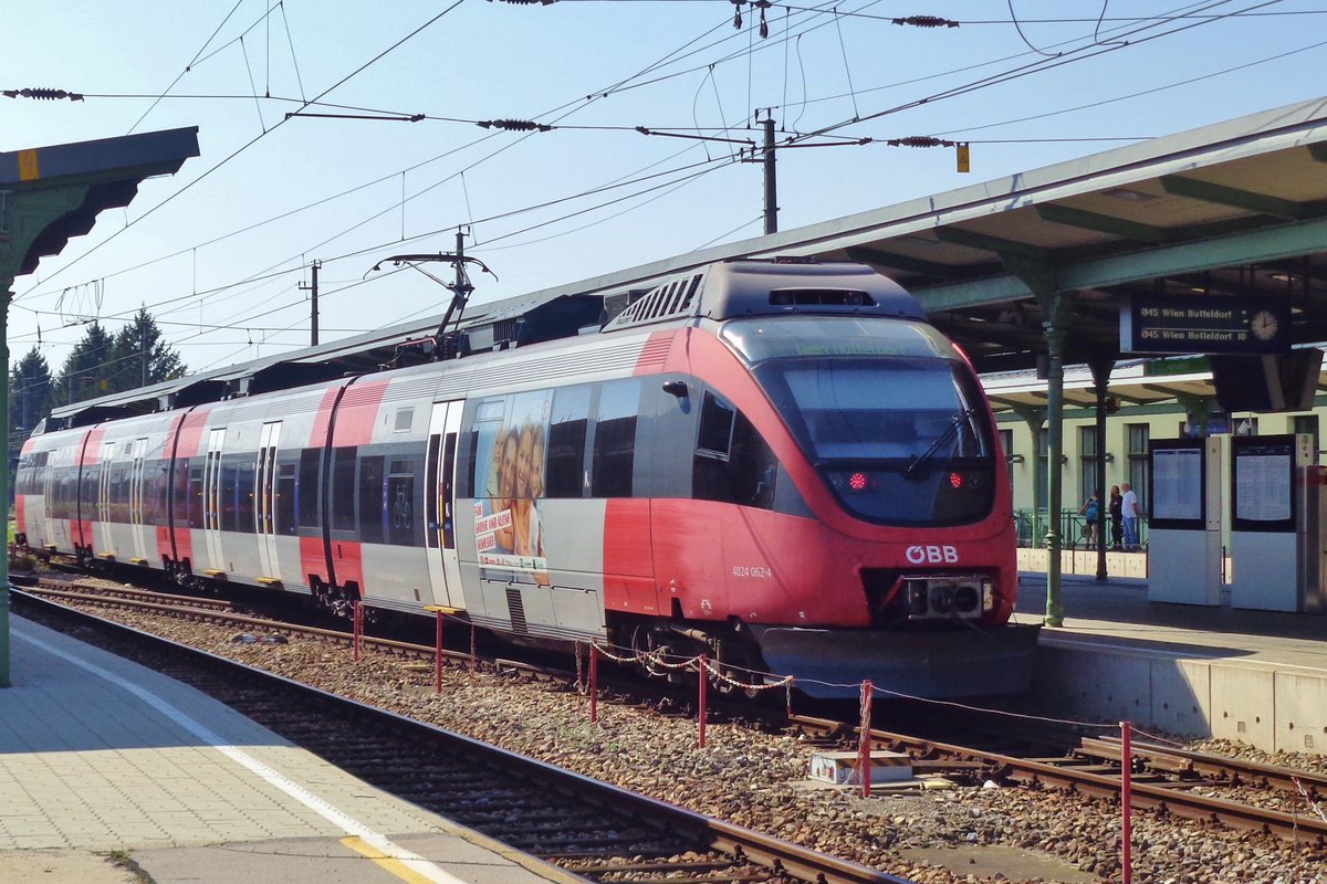 ÖBB 4024 062 verlässt am 21 September 2018 Wien-Heiligenstadt.