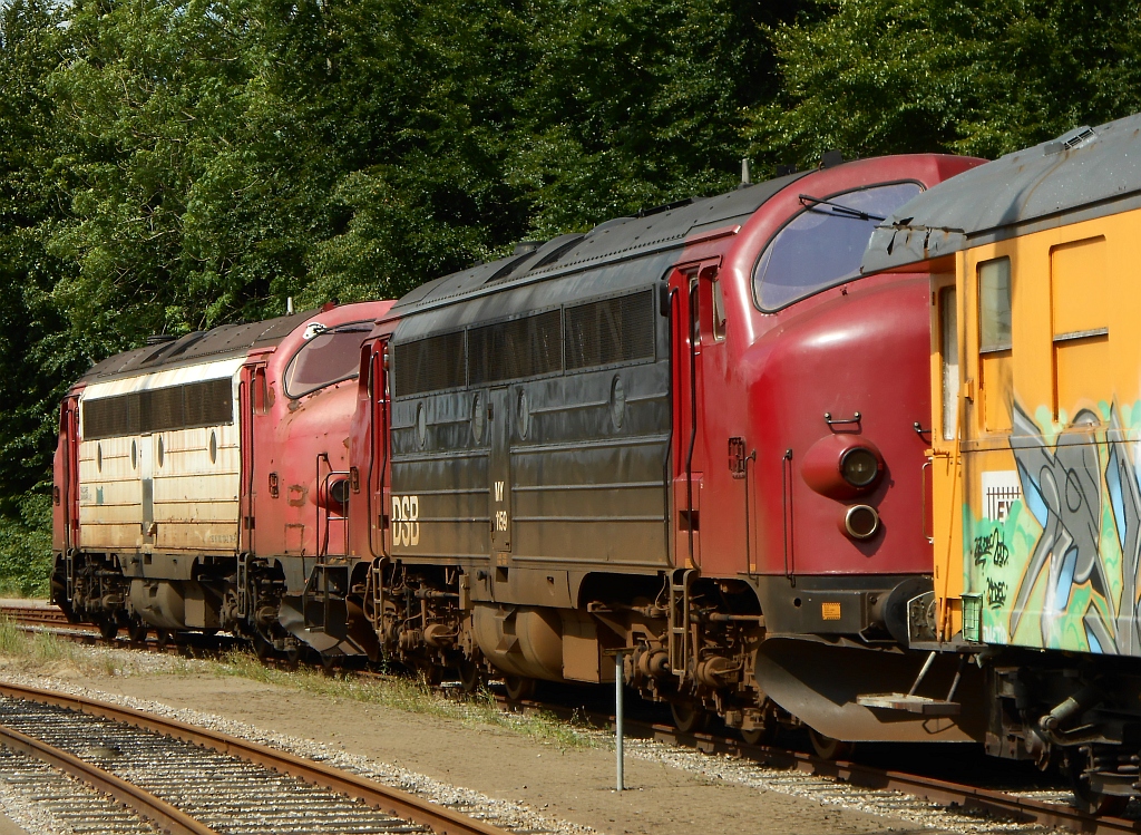 Railcare MY 1134 und die DSB Leihlok MY 1159 stehen abgestellt in Padborg. Padborg 02.07.2013