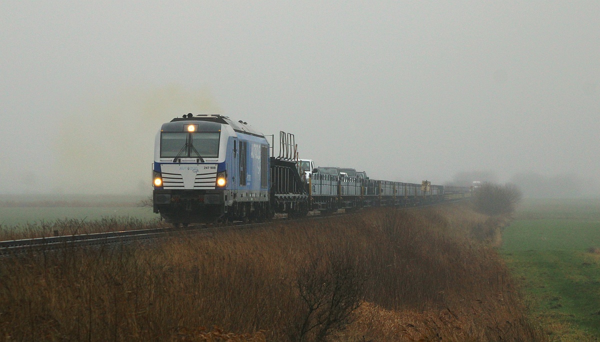 RDC 247 908 mit AZS nach Westerland aufgenommen am Bü Triangel. 12.12.2021