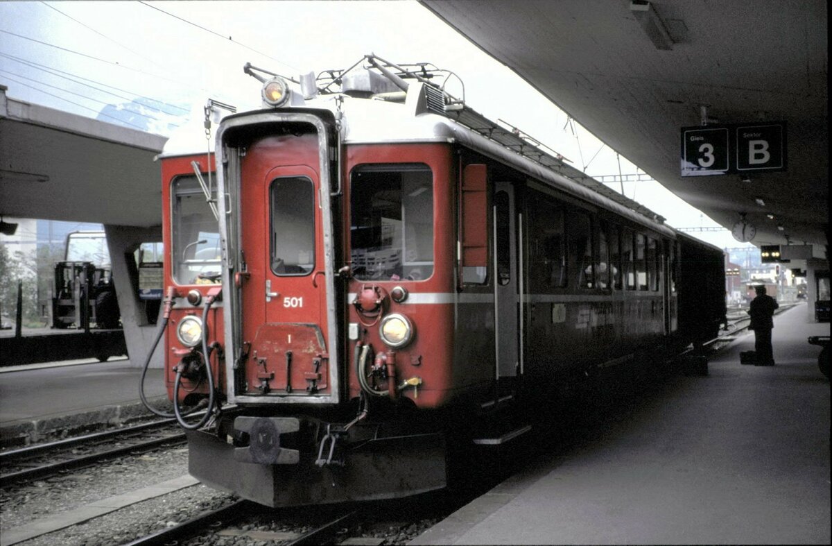 RhB ABe 4/4 Nr.501 in Samadan am 22.06.1993.