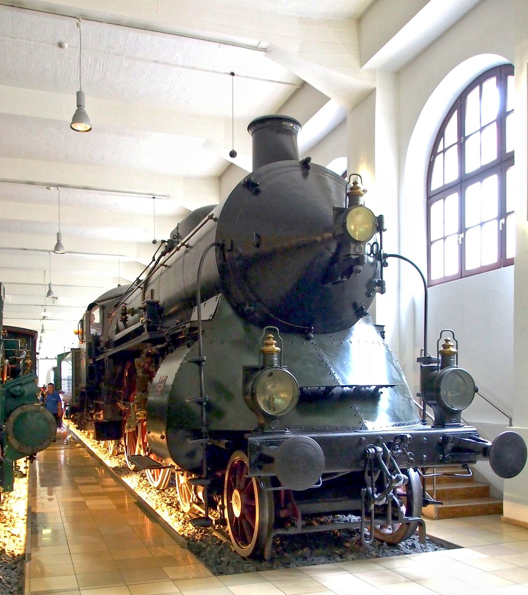 S 2/6 von Krauss Maffei im DB Museum N�rnberg am 17.08.2019. Versuch einer Gesamtansicht.
