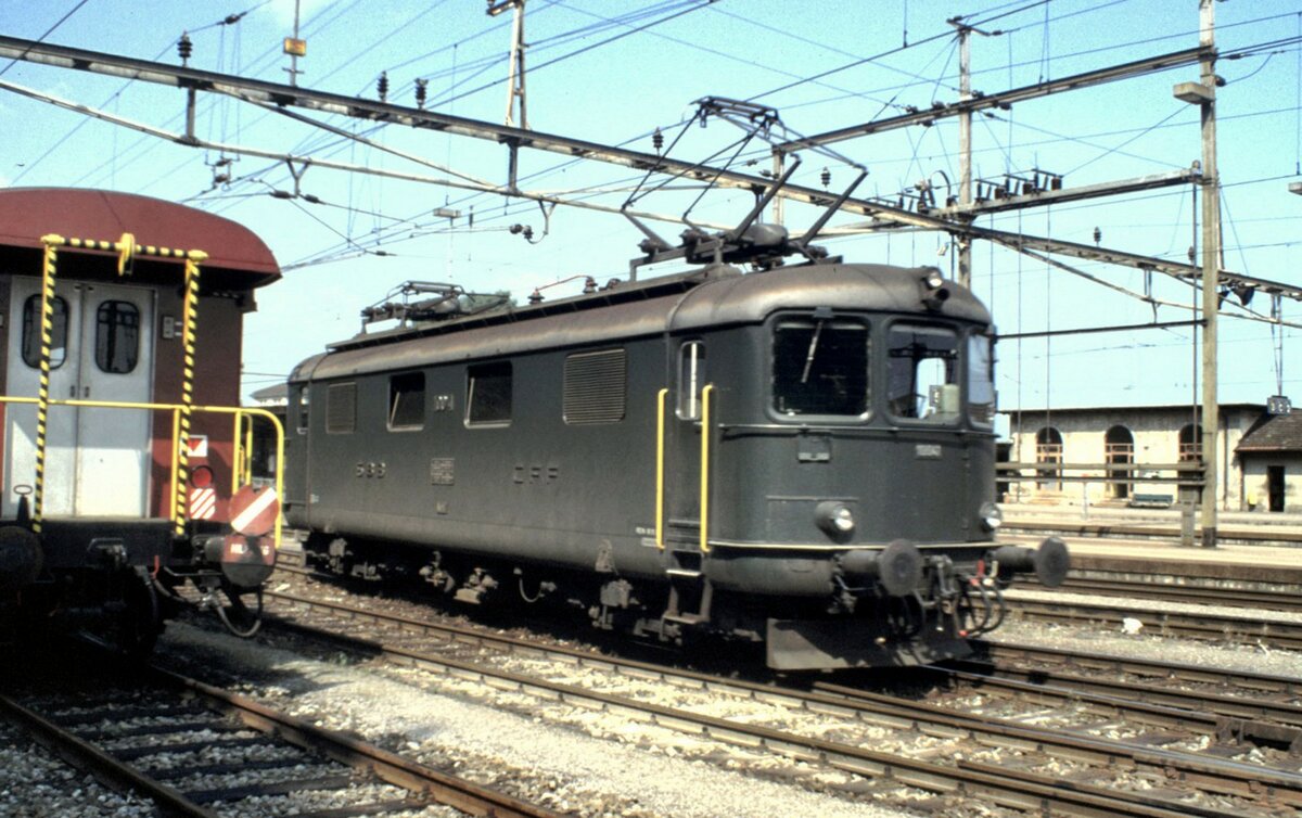 SBB Re 4/4 I Nr.10041 in Rorschach am 21.08.1996.