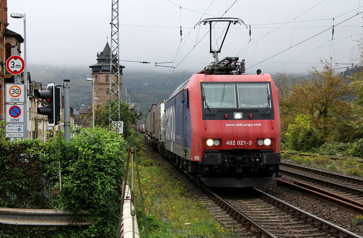 SBBCargo 482 021.3 mit KLV Oberwesel 25.10.2023