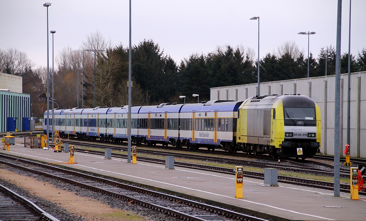 Siemens/NOB 223 015-9/ER20-015 mit NOB-Zug abgestellt im NOB Bw in Husum. 08.02.2014